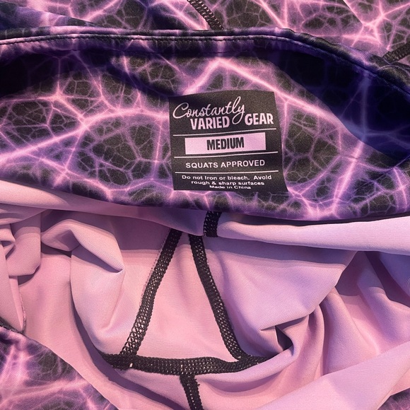 CVG purple lightning medium full length leggings - Picture 2 of 2